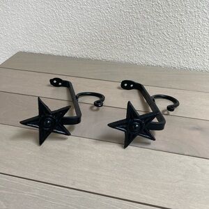 Shelf Brackets & Curtain Rod Holder